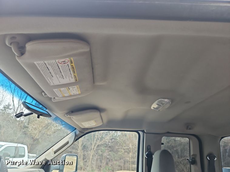 image for item EI8826 2009 Ford F550 Super Duty XLT bucket truck