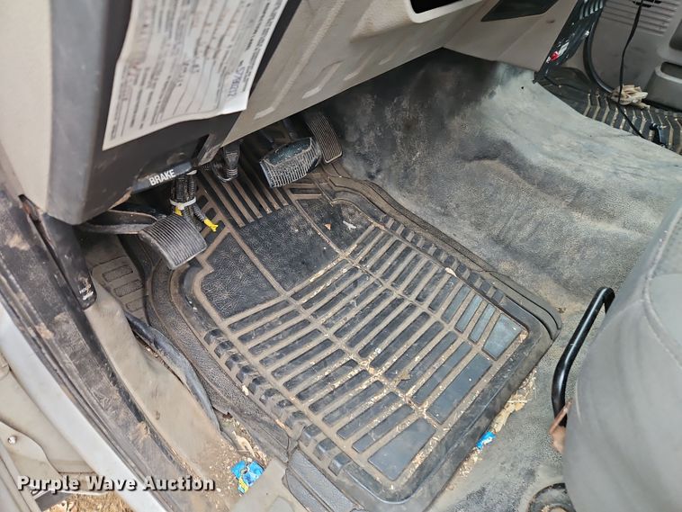 image for item EI8826 2009 Ford F550 Super Duty XLT bucket truck