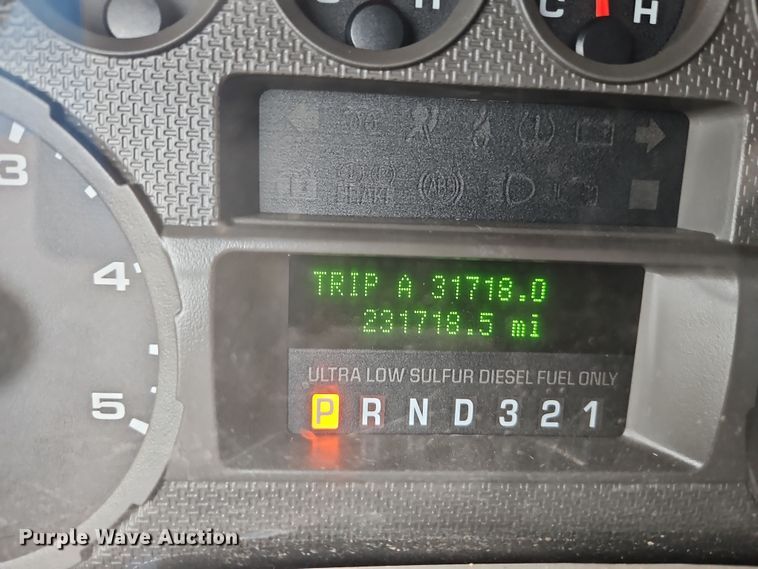 image for item EI8826 2009 Ford F550 Super Duty XLT bucket truck