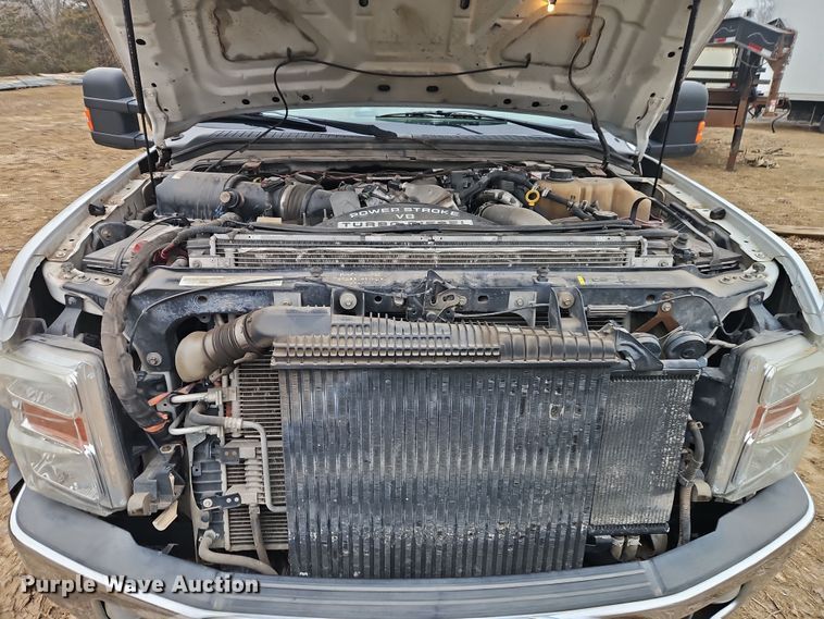 image for item EI8826 2009 Ford F550 Super Duty XLT bucket truck