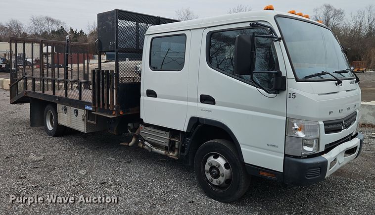 image for item EI8827 2017 Mitsubishi Fuso Canter Crew Cab flatbed truck