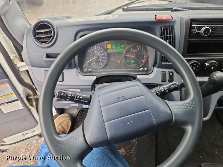 image for item EI8827 2017 Mitsubishi Fuso Canter Crew Cab flatbed truck