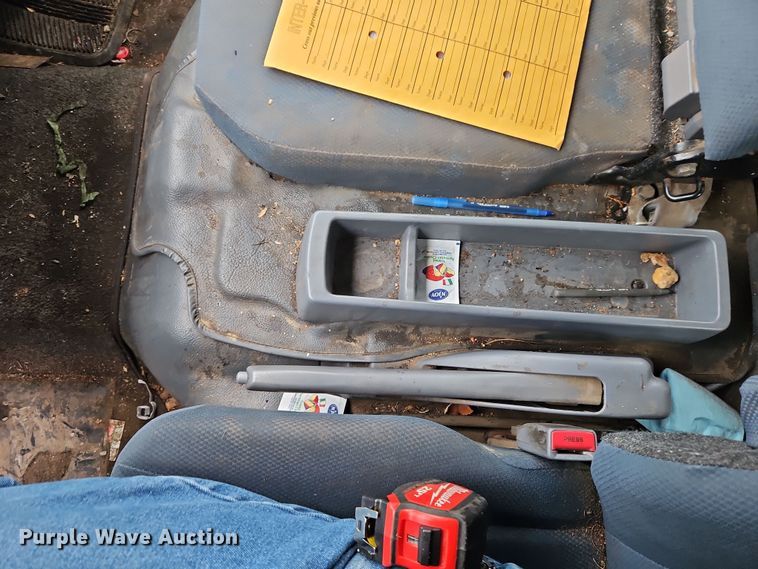 image for item EI8828 2017 Mitsubishi Fuso Canter FE160 Crew Cab flatbed truck