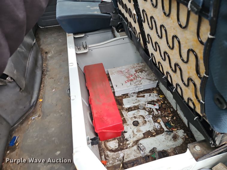 image for item EI8828 2017 Mitsubishi Fuso Canter FE160 Crew Cab flatbed truck