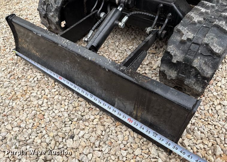 image for item EJ3432 2024 AGT QH13R mini excavator