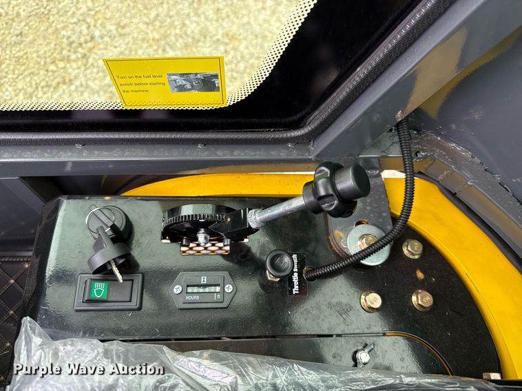 image for item EJ3432 2024 AGT QH13R mini excavator