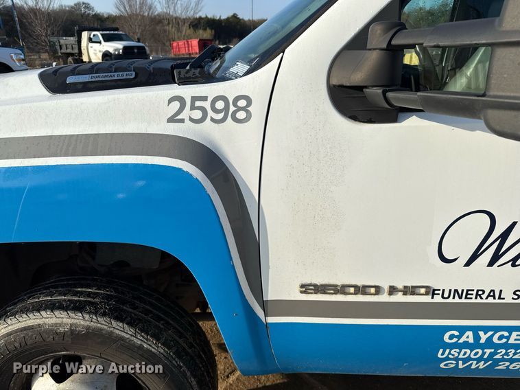 image for item EJ3475 2012 Chevrolet Silverado 3500HD dump bed pickup truck