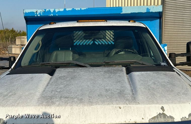 image for item EJ3475 2012 Chevrolet Silverado 3500HD dump bed pickup truck