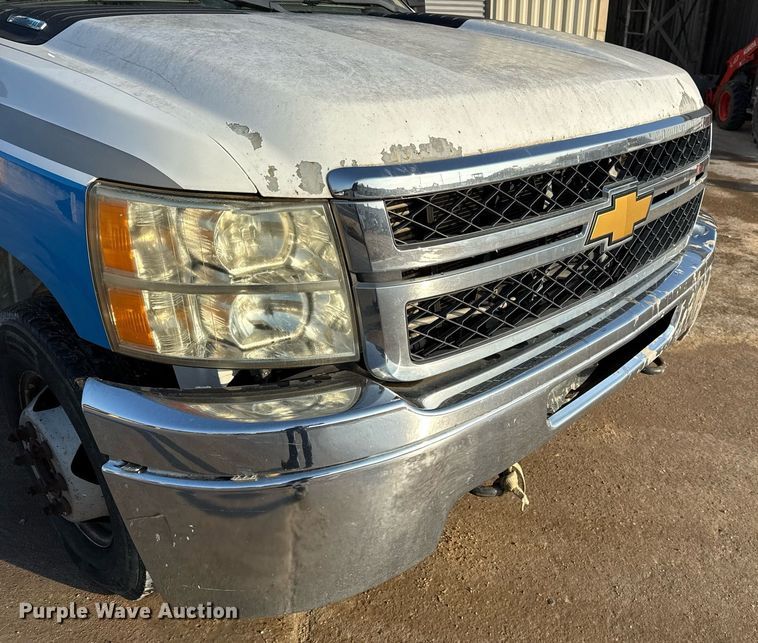 image for item EJ3475 2012 Chevrolet Silverado 3500HD dump bed pickup truck