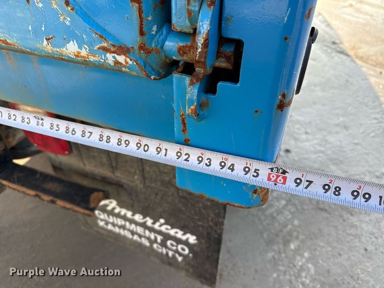 image for item EJ3475 2012 Chevrolet Silverado 3500HD dump bed pickup truck