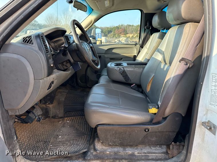 image for item EJ3475 2012 Chevrolet Silverado 3500HD dump bed pickup truck