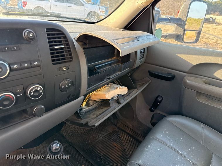 image for item EJ3475 2012 Chevrolet Silverado 3500HD dump bed pickup truck