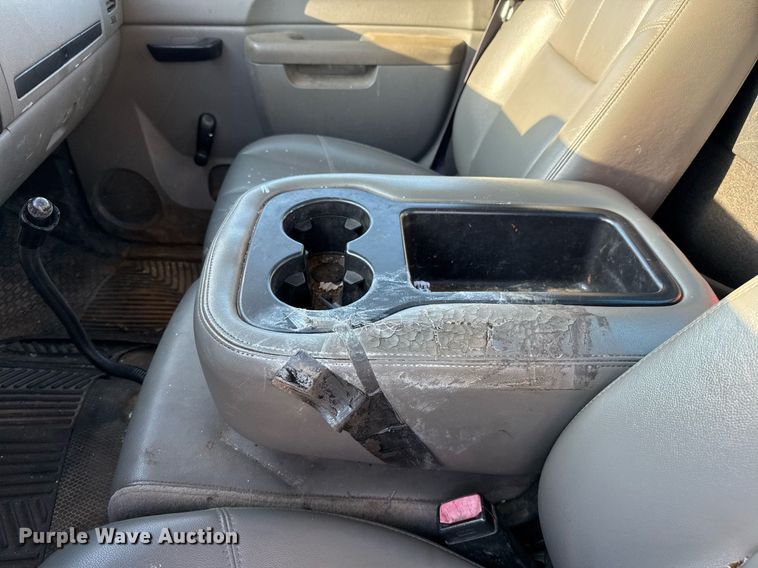 image for item EJ3475 2012 Chevrolet Silverado 3500HD dump bed pickup truck