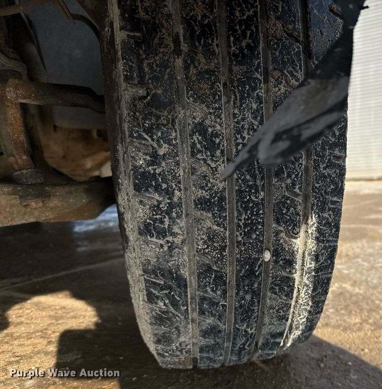 image for item EJ3475 2012 Chevrolet Silverado 3500HD dump bed pickup truck