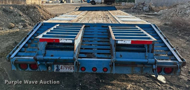 image for item EJ3476 2010 Pro-Trak P-25-20 equipment trailer