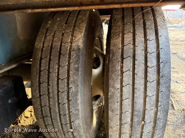 image for item EJ3476 2010 Pro-Trak P-25-20 equipment trailer