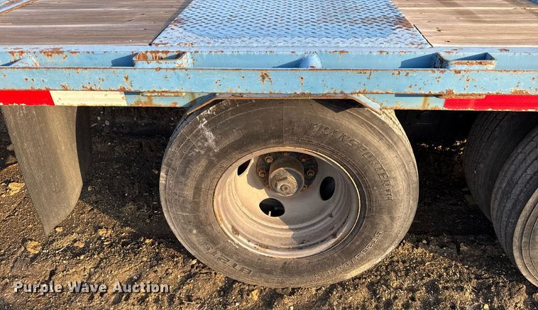 image for item EJ3476 2010 Pro-Trak P-25-20 equipment trailer