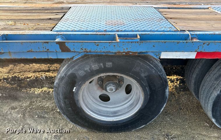 image for item EJ3476 2010 Pro-Trak P-25-20 equipment trailer