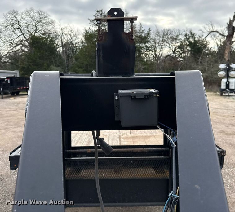 image for item EJ3477 2018 Gooseneck Trailers 18-29x102 equipment trailer