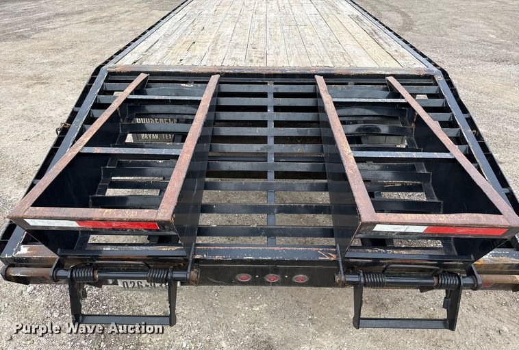 image for item EJ3477 2018 Gooseneck Trailers 18-29x102 equipment trailer