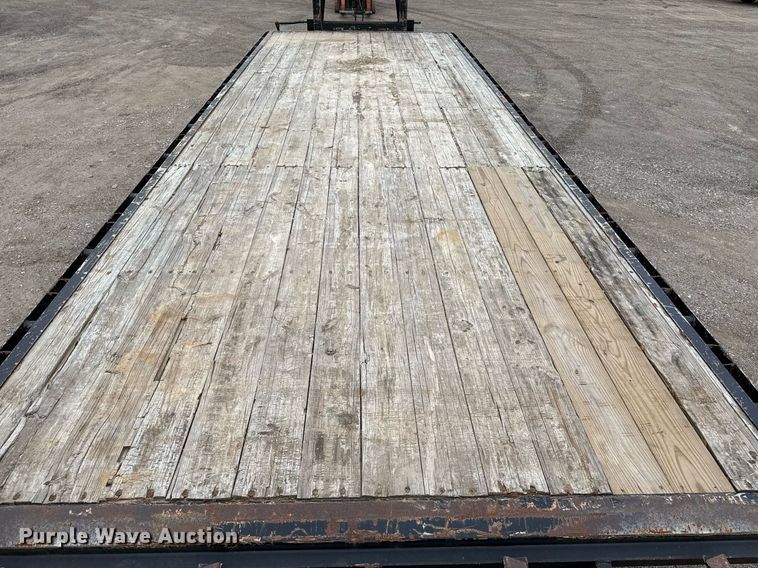 image for item EJ3477 2018 Gooseneck Trailers 18-29x102 equipment trailer