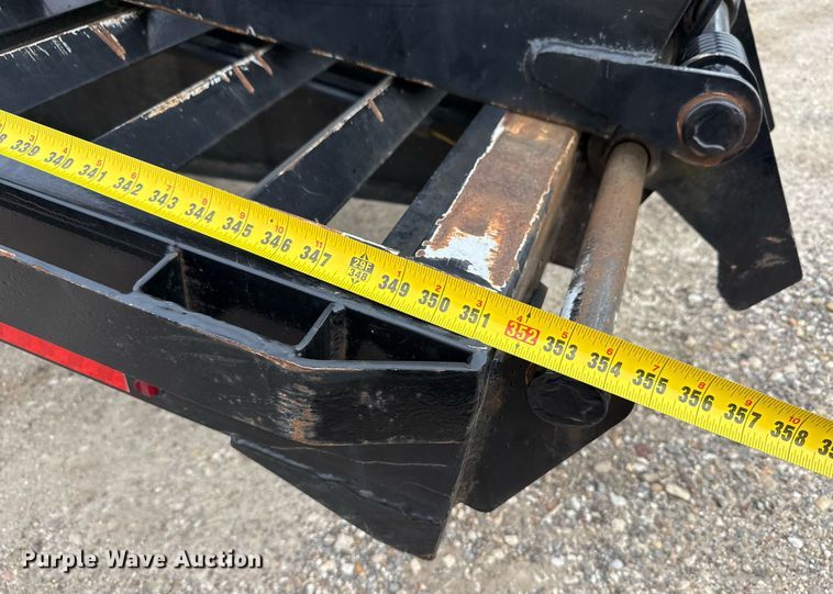 image for item EJ3477 2018 Gooseneck Trailers 18-29x102 equipment trailer