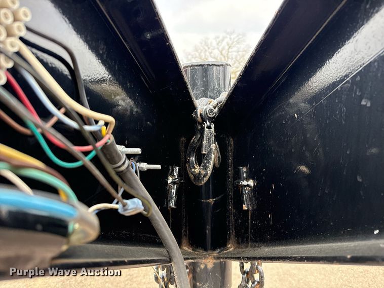 image for item EJ3477 2018 Gooseneck Trailers 18-29x102 equipment trailer