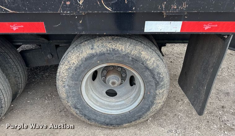 image for item EJ3477 2018 Gooseneck Trailers 18-29x102 equipment trailer