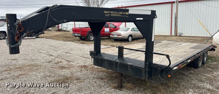 image for item EK0358 2008 Pequea G-10 equipment trailer