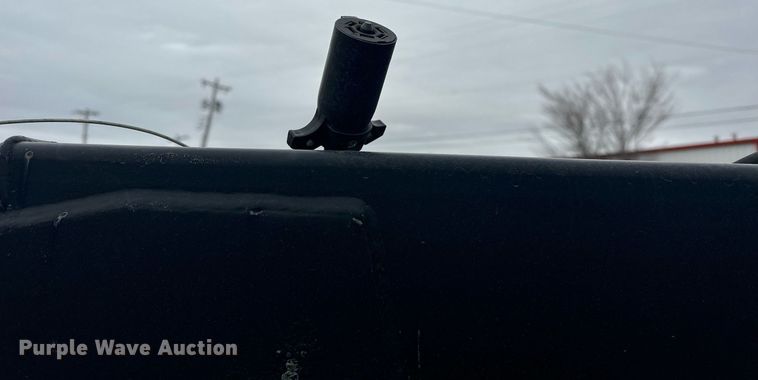 image for item EK0358 2008 Pequea G-10 equipment trailer