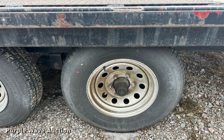 image for item EK0358 2008 Pequea G-10 equipment trailer