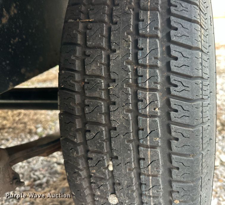 image for item EK0358 2008 Pequea G-10 equipment trailer