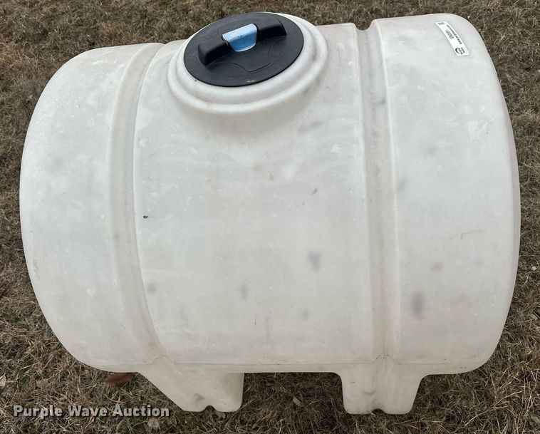 image for item EK0361 Poly tank