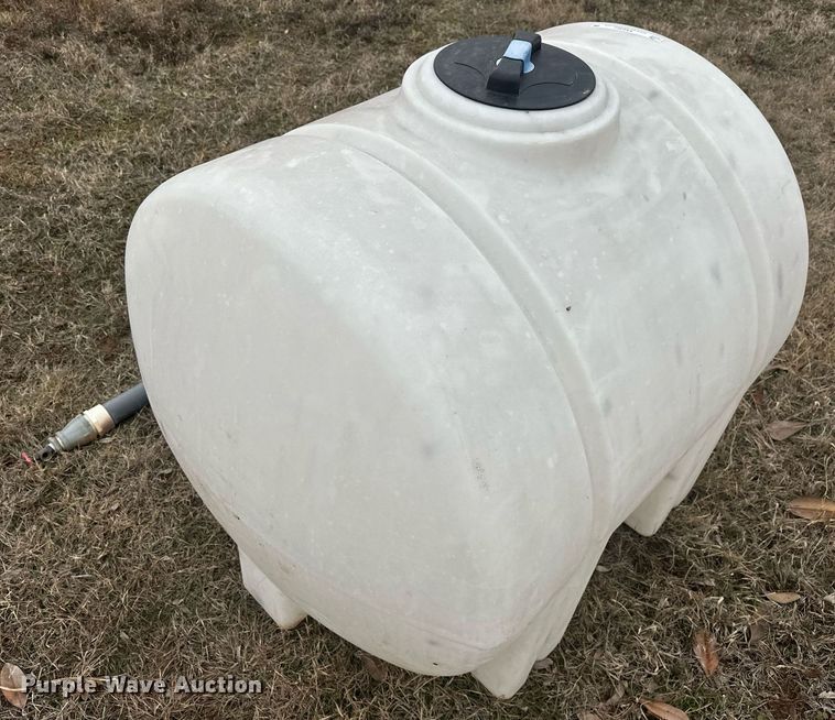 image for item EK0361 Poly tank