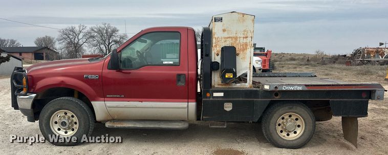 image for item EK0367 2001 Ford F250 Super Duty bale bed pickup truck