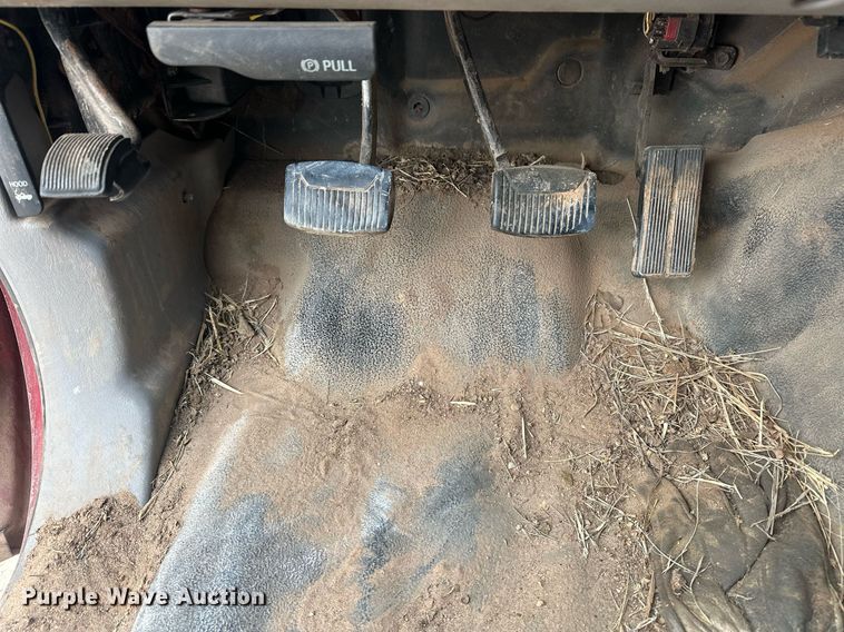 image for item EK0367 2001 Ford F250 Super Duty bale bed pickup truck
