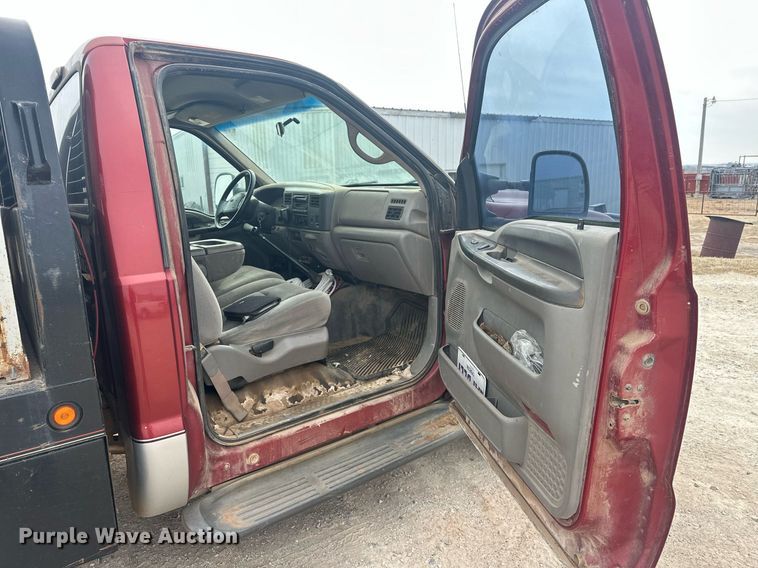 image for item EK0367 2001 Ford F250 Super Duty bale bed pickup truck