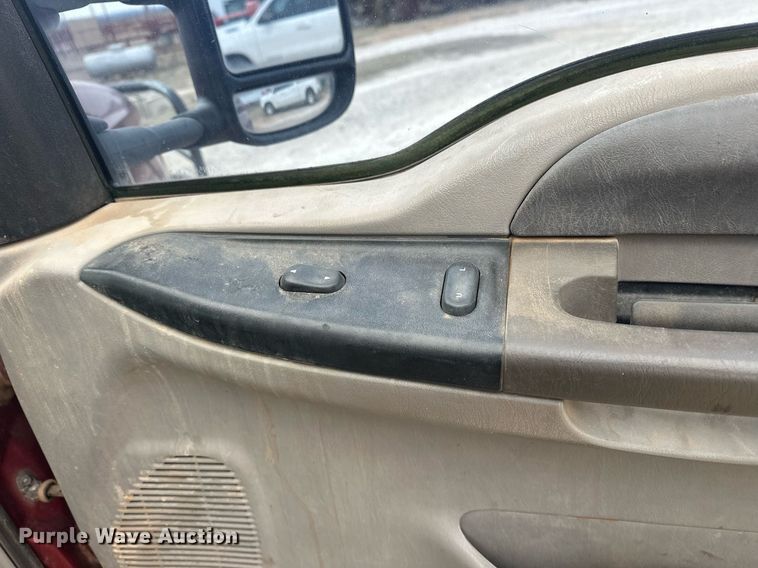 image for item EK0367 2001 Ford F250 Super Duty bale bed pickup truck