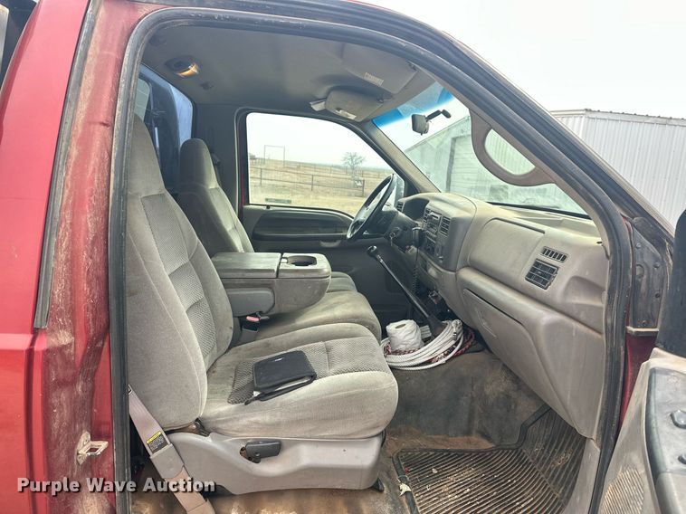 image for item EK0367 2001 Ford F250 Super Duty bale bed pickup truck