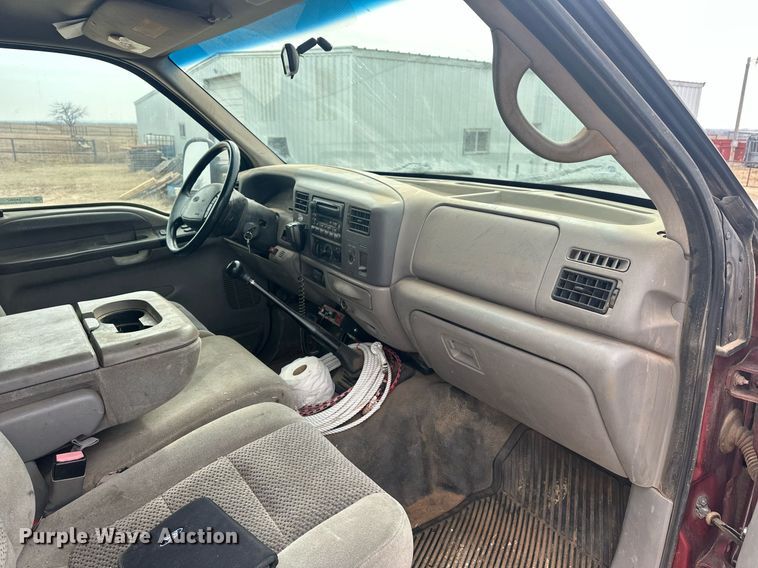 image for item EK0367 2001 Ford F250 Super Duty bale bed pickup truck