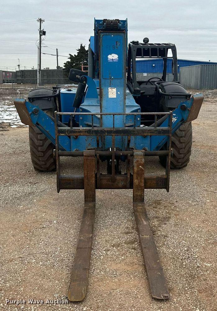image for item EK0371 2015 Genie GTH-1056 telehandler