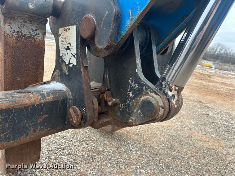 image for item EK0371 2015 Genie GTH-1056 telehandler