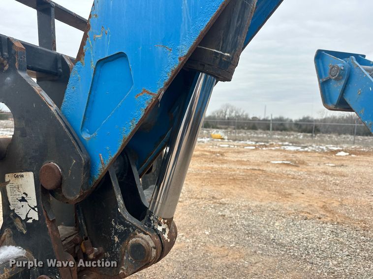 image for item EK0371 2015 Genie GTH-1056 telehandler