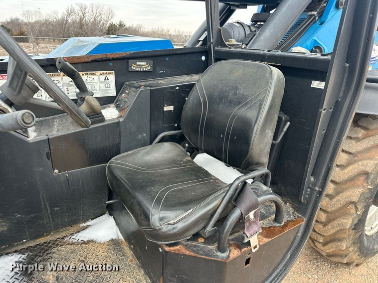 image for item EK0371 2015 Genie GTH-1056 telehandler