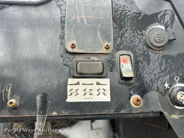 image for item EK0371 2015 Genie GTH-1056 telehandler