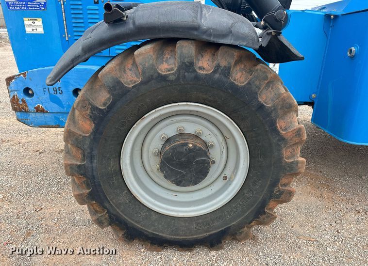 image for item EK0371 2015 Genie GTH-1056 telehandler