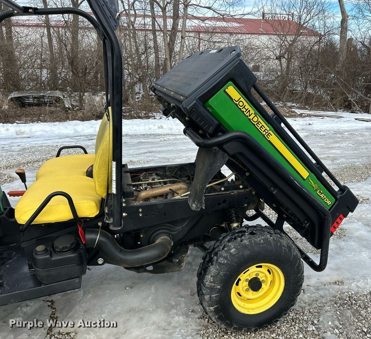 image for item EK2541 2011 John Deere Gator 625i utility vehicle