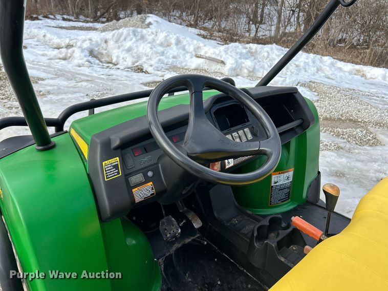 image for item EK2541 2011 John Deere Gator 625i utility vehicle