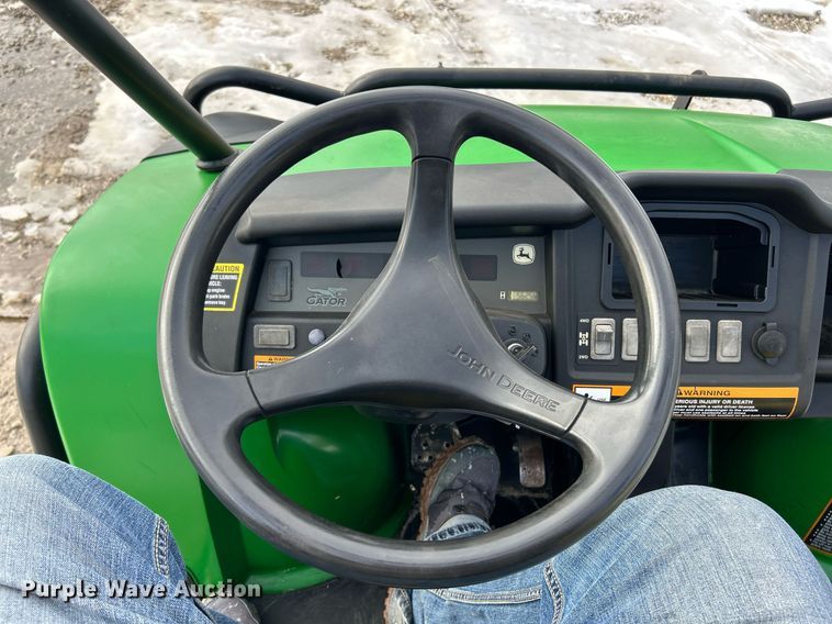 image for item EK2541 2011 John Deere Gator 625i utility vehicle