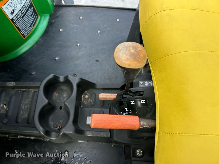 image for item EK2541 2011 John Deere Gator 625i utility vehicle